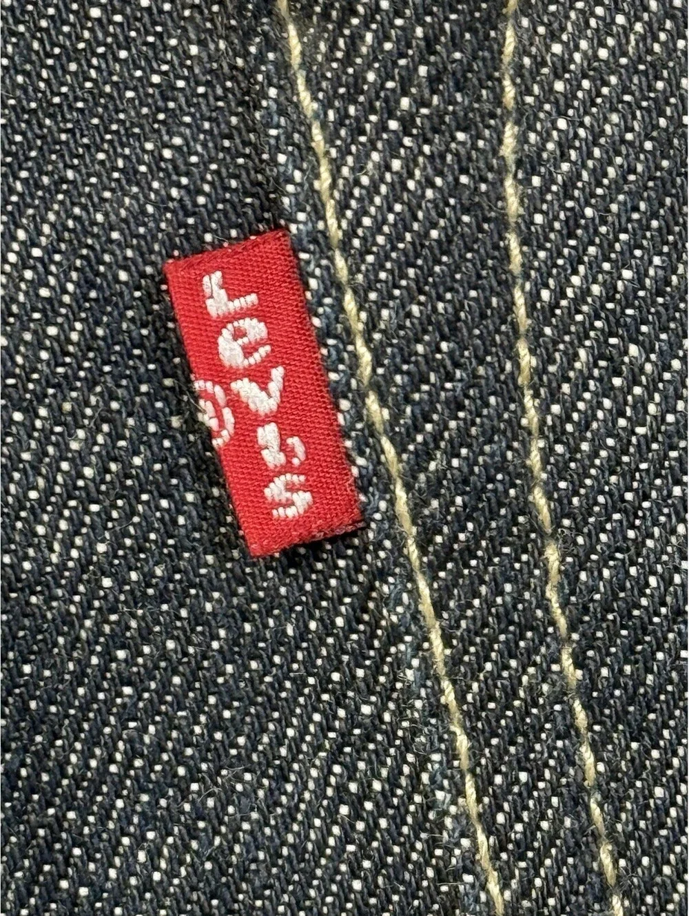 Levis levi men